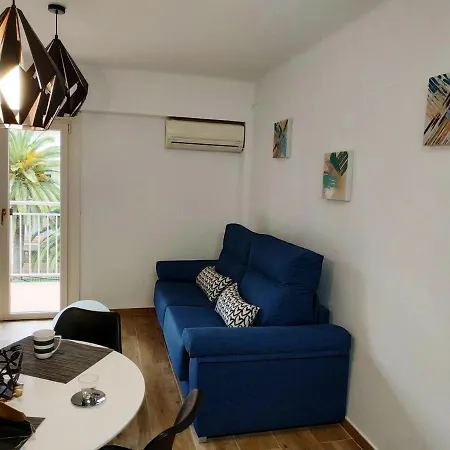Modern In With Shared Pool 45 M² Apartment Salou